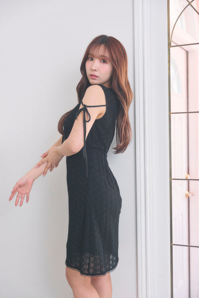 Ribbon Strap Race Mini Dress