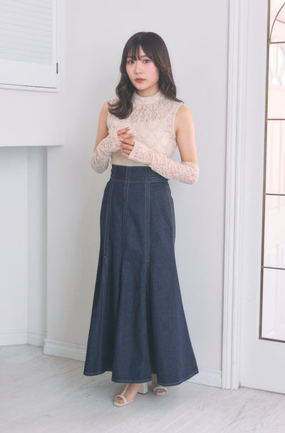 Russell Lace Arm Sleeve Top