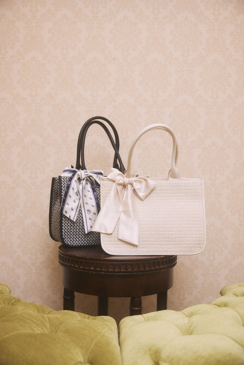 Logo Ribbon Lame Tweed Tote  Bag