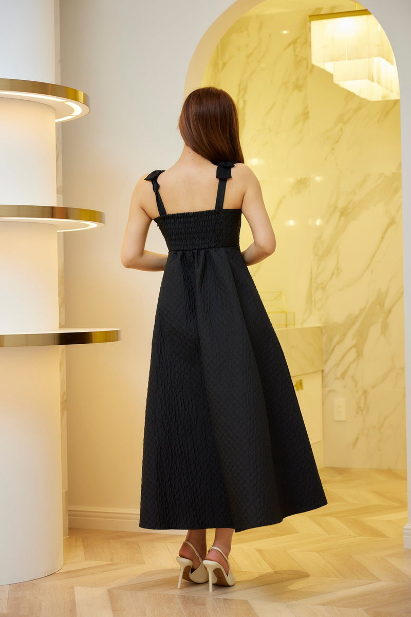 Shoulder Ribbon Quilting Dress